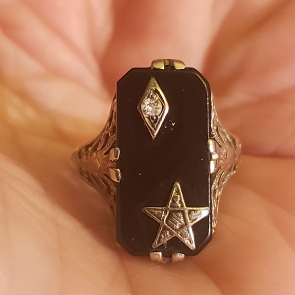 Jewelry - Vintage 14k white gold black onyx ring